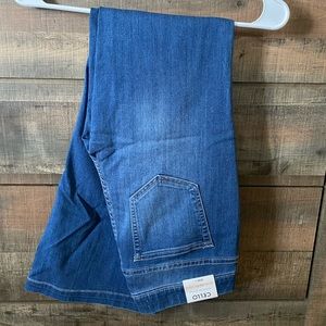 NWT Cello Pull on Jeans